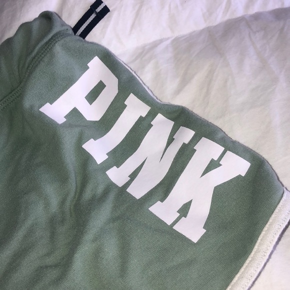 Comfy shorts! - Picture 3 of 4